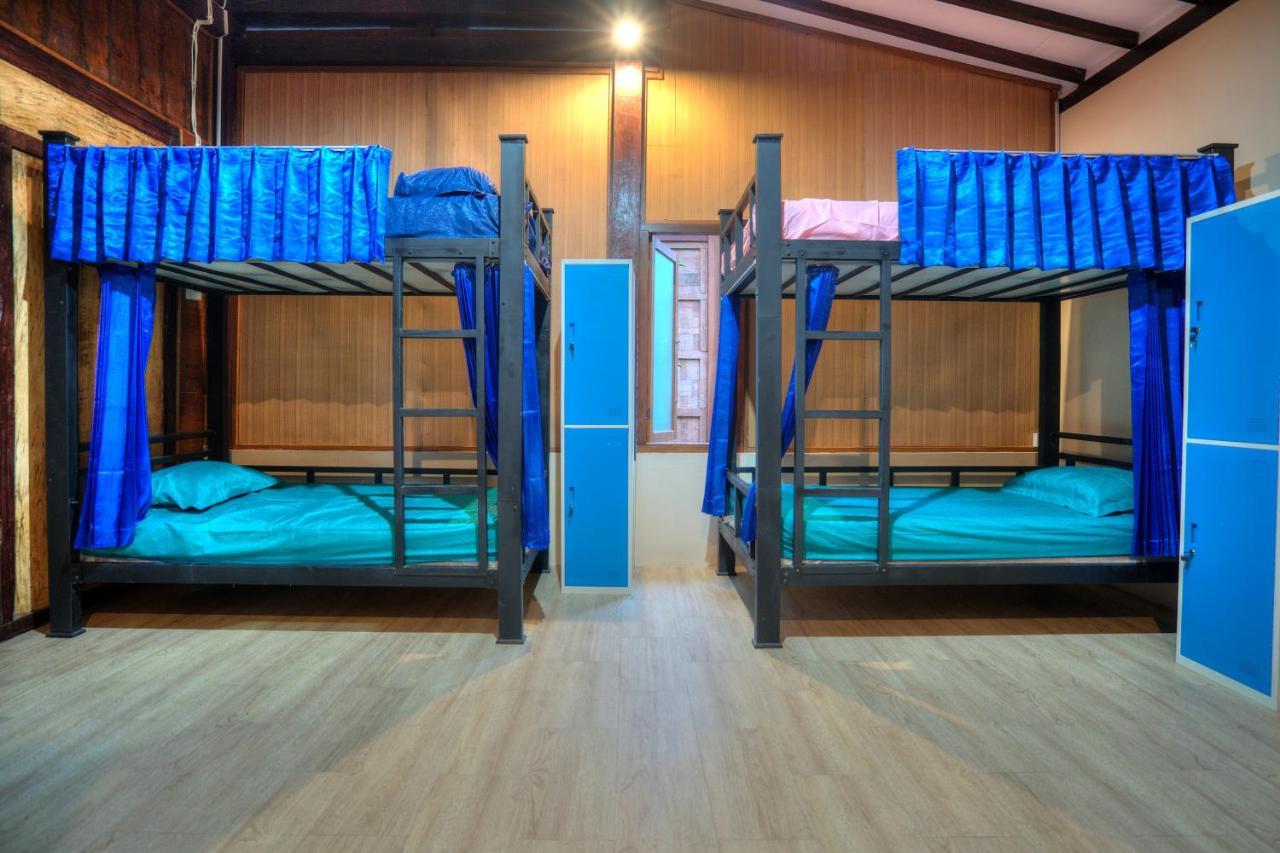 Bata Merah Homestay Баньюванги Экстерьер фото