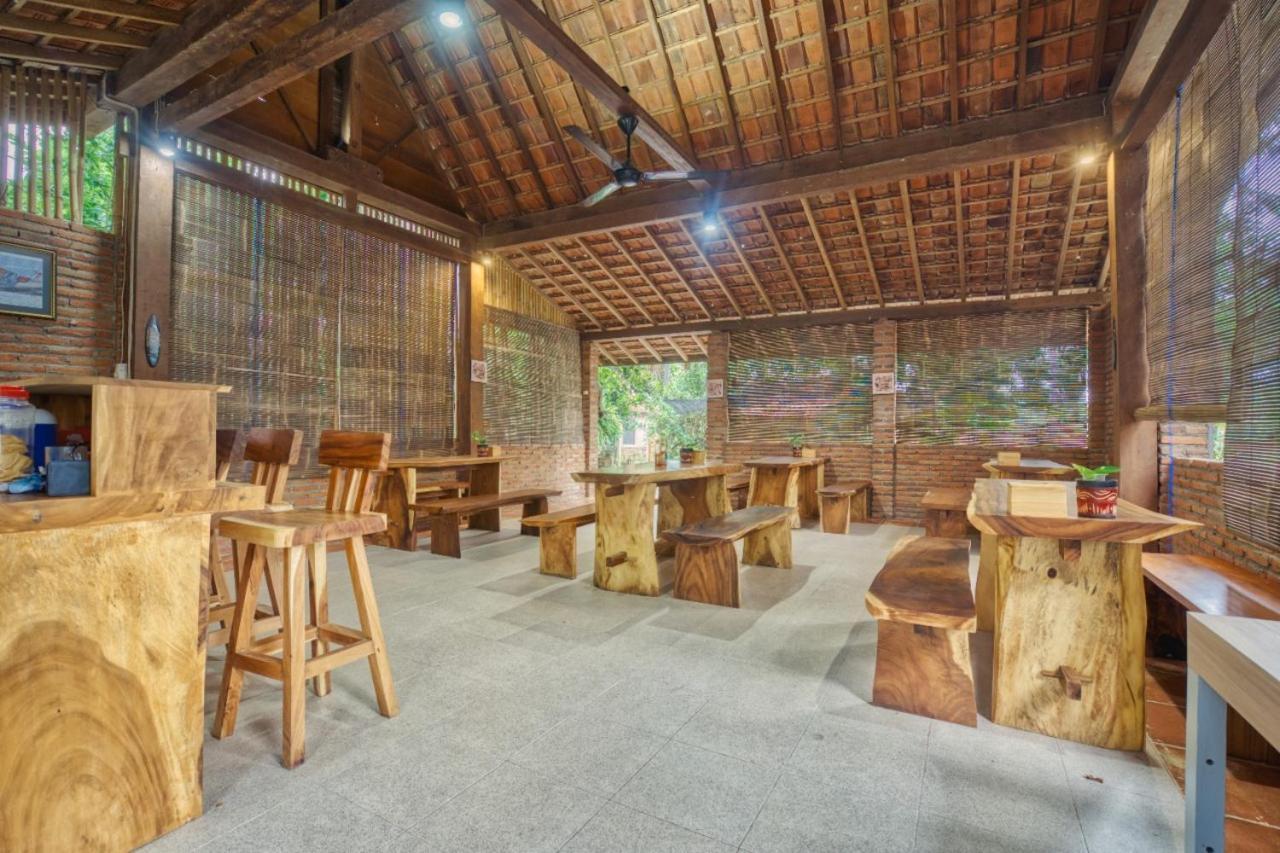 Bata Merah Homestay Баньюванги Экстерьер фото