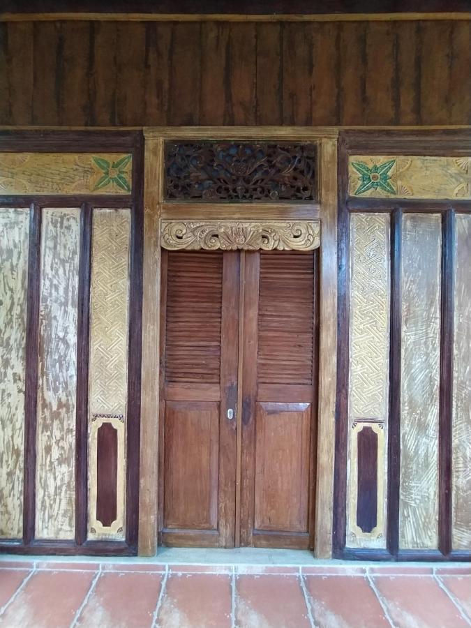 Bata Merah Homestay Баньюванги Экстерьер фото